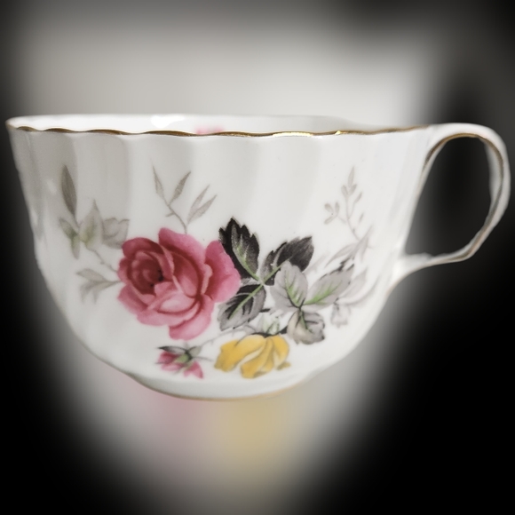 #H17 Adderley Fine Bone China Tea Cup - Picture 2 of 7